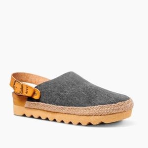 Reef Cushion Sage Hi Clog - Black Espadrille